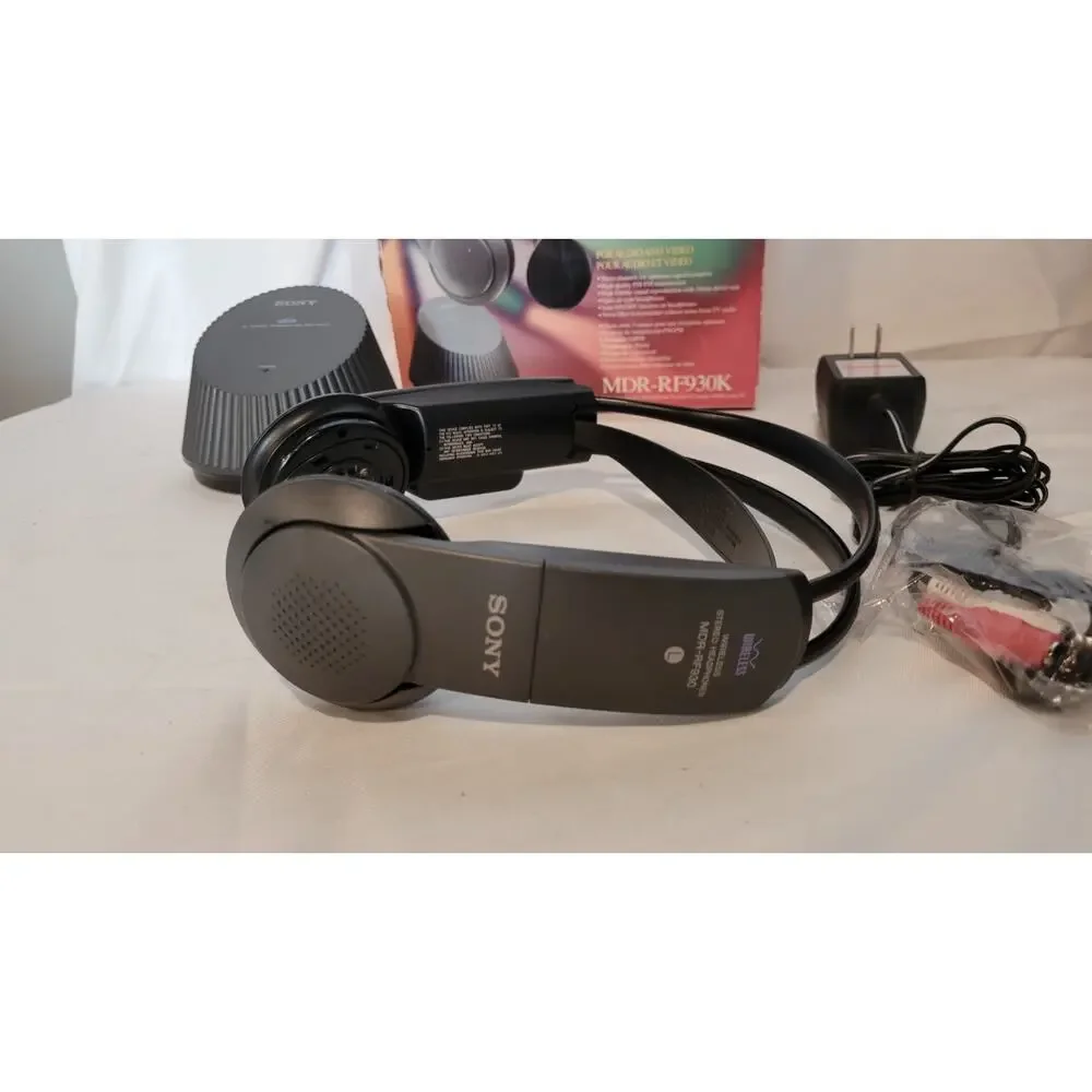 Sony MDR-RF930K Wireless Stereo Headphone System Complete In Box Tested Working